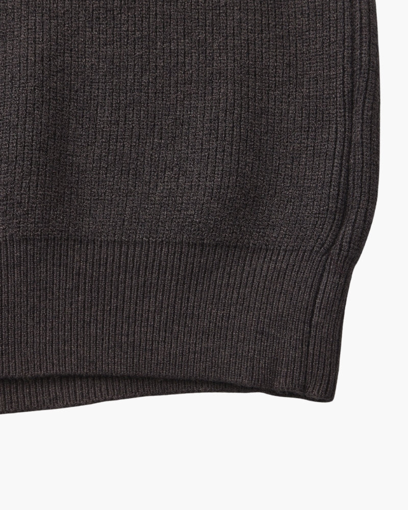 Feiner Strickpullover mit halbem Reissverschluss