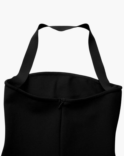 Schmal geschnittenes Neckholder-Maxikleid