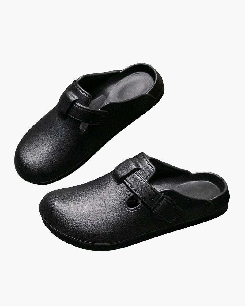 Klassische wasserfeste Clogs mit Schnalle