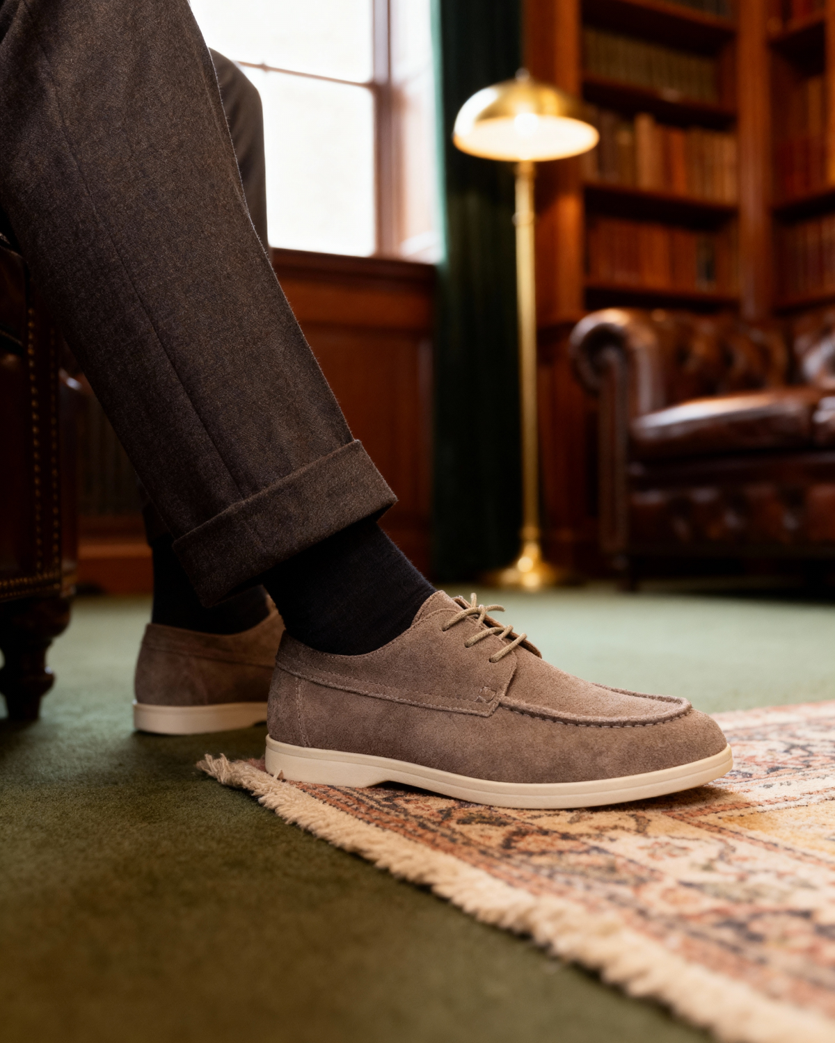 Premium Suede Lace Schuhe